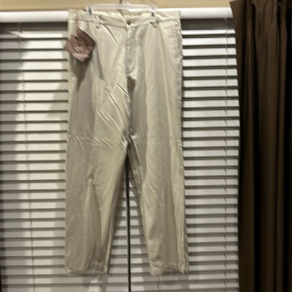 Steve & Barry’s khaki pants - Picture 11 of 12